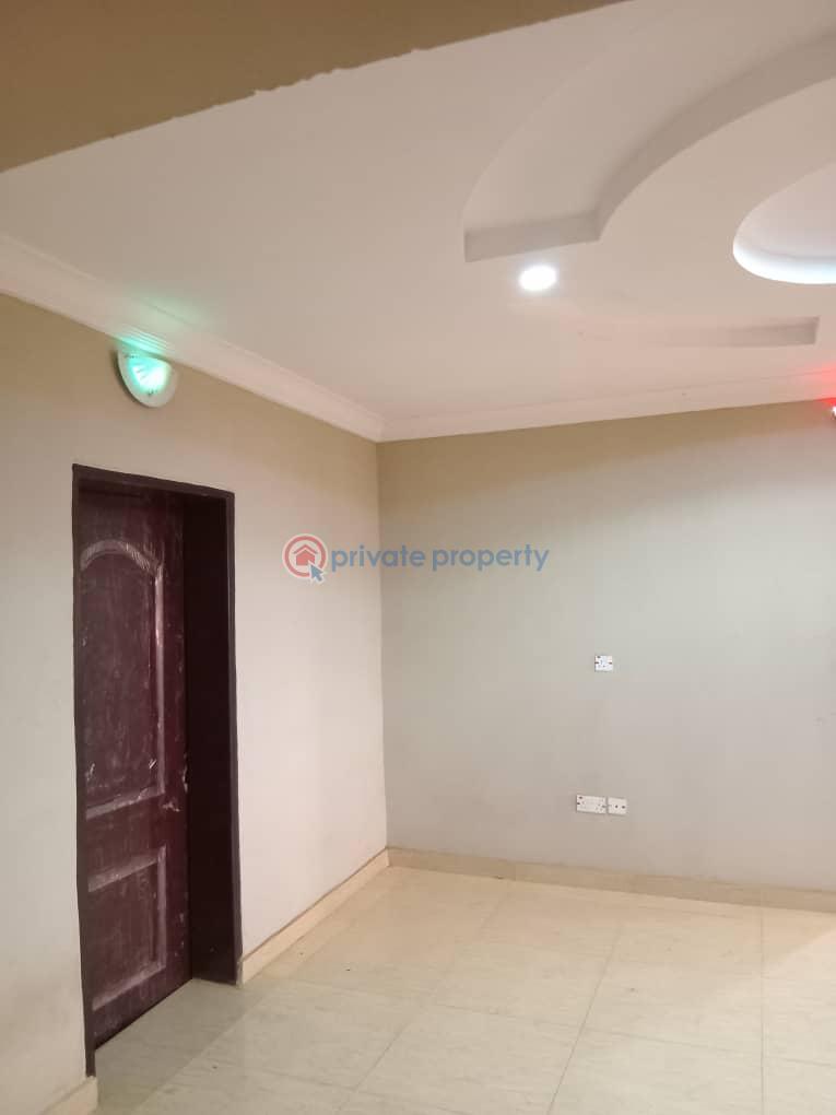 Nice 3 bedroom flat available at 2nd avians junction off oleyo road off akala express with pop all through - 10 3 bedroom Block Of Flats For Rent 2nd Avians, Akala Express Akala Express Ibadan Oyo - 10