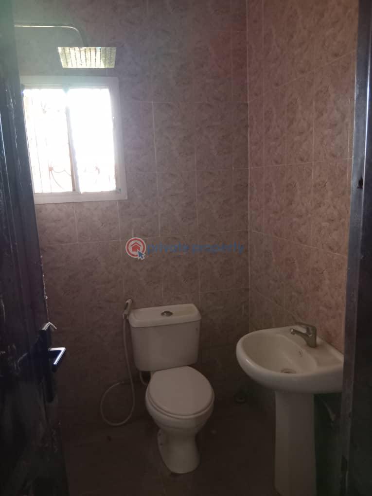 Nice 3 bedroom flat available at 2nd avians junction off oleyo road off akala express with pop all through - 8 3 bedroom Block Of Flats For Rent 2nd Avians, Akala Express Akala Express Ibadan Oyo - 8