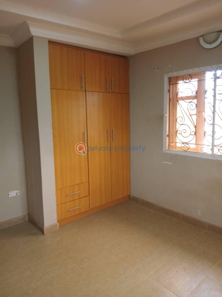 Nice 3 bedroom flat available at 2nd avians junction off oleyo road off akala express with pop all through - 3 3 bedroom Block Of Flats For Rent 2nd Avians, Akala Express Akala Express Ibadan Oyo - 3