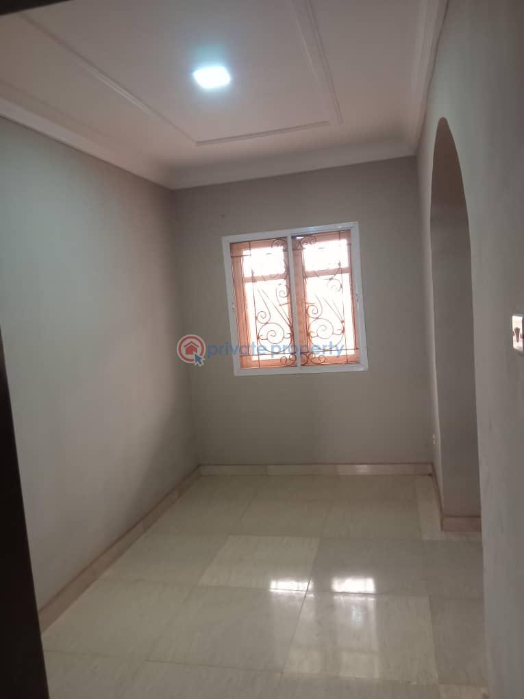 Nice 3 bedroom flat available at 2nd avians junction off oleyo road off akala express with pop all through - 14 3 bedroom Block Of Flats For Rent 2nd Avians, Akala Express Akala Express Ibadan Oyo - 14