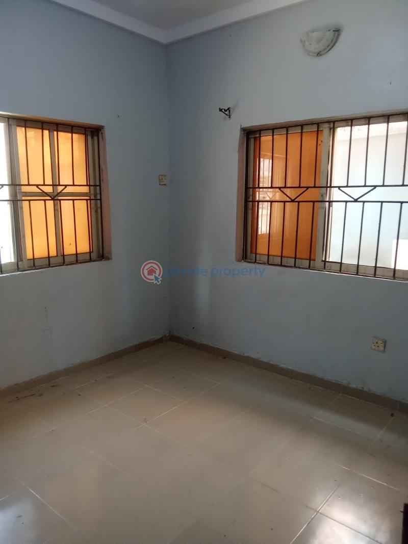 Nice 3 bedroom upstairs - 3 3 bedroom Block Of Flats For Rent Ago Palace Isolo Lagos - 3