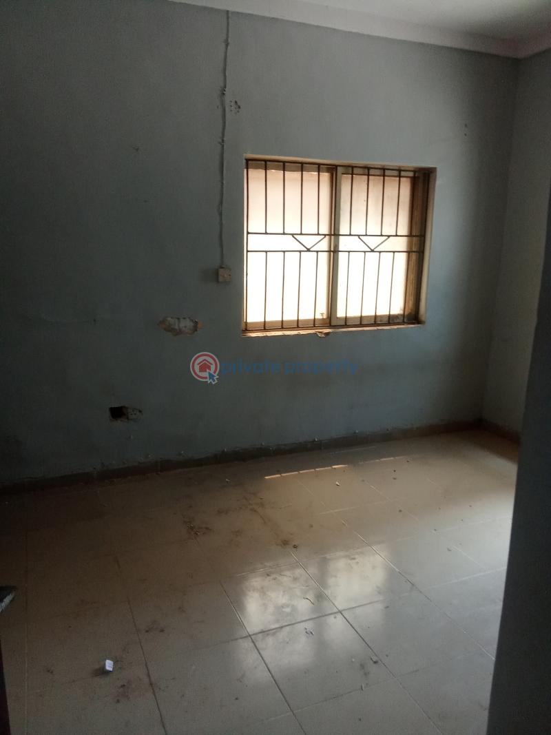 Nice 3 bedroom upstairs - 7 3 bedroom Block Of Flats For Rent Ago Palace Isolo Lagos - 7