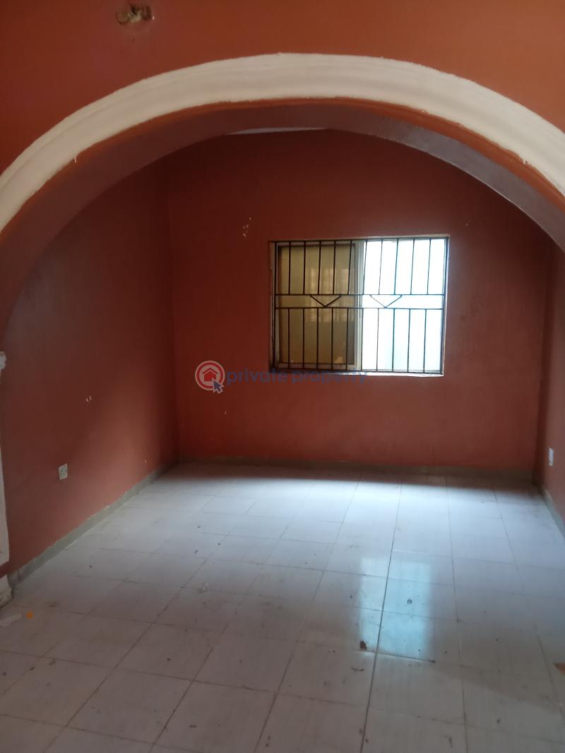 Nice 3 bedroom upstairs - 9 3 bedroom Block Of Flats For Rent Ago Palace Isolo Lagos - 9