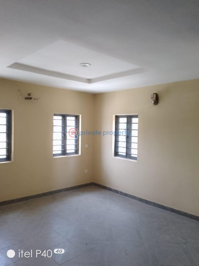 3 bedroom Terraced Bungalow For Rent Dejo Oyelese Old Bodija With Modern Facilities. First Floor Available. Rent:3.7m Bodija Ibadan Oyo - 4