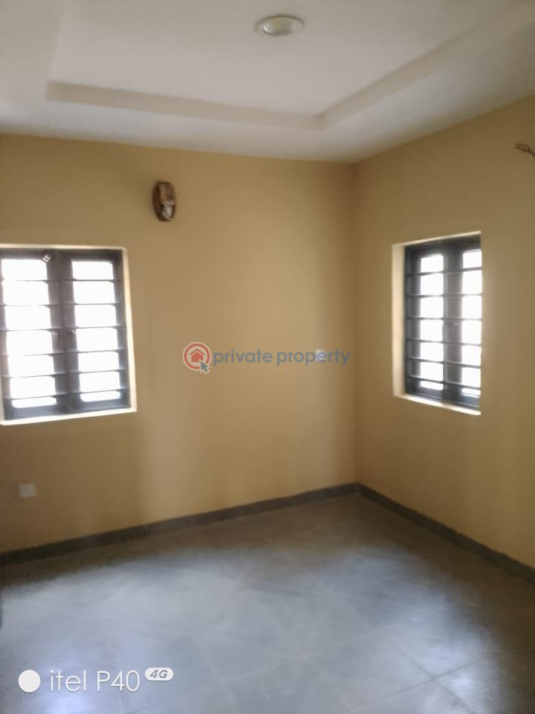 3 bedroom Terraced Bungalow For Rent Dejo Oyelese Old Bodija With Modern Facilities. First Floor Available. Rent:3.7m Bodija Ibadan Oyo - 3