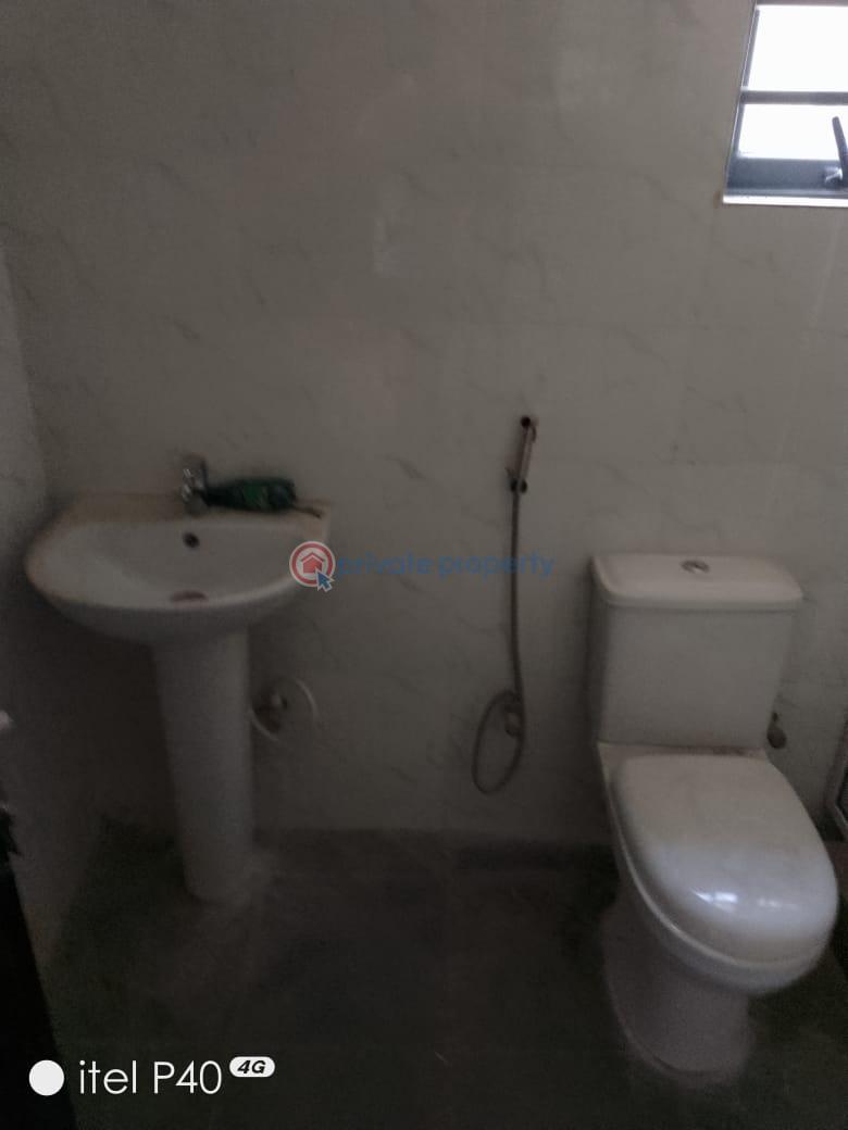 3 bedroom Terraced Bungalow For Rent Dejo Oyelese Old Bodija With Modern Facilities. First Floor Available. Rent:3.7m Bodija Ibadan Oyo - 5