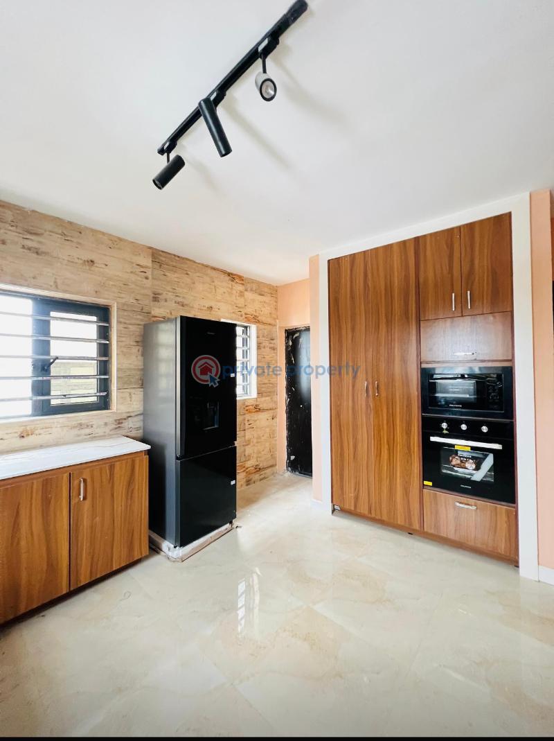 4 bedroom Semi detached Duplex For Sale Maryland Ikeja Lagos Mende Maryland Lagos - 20