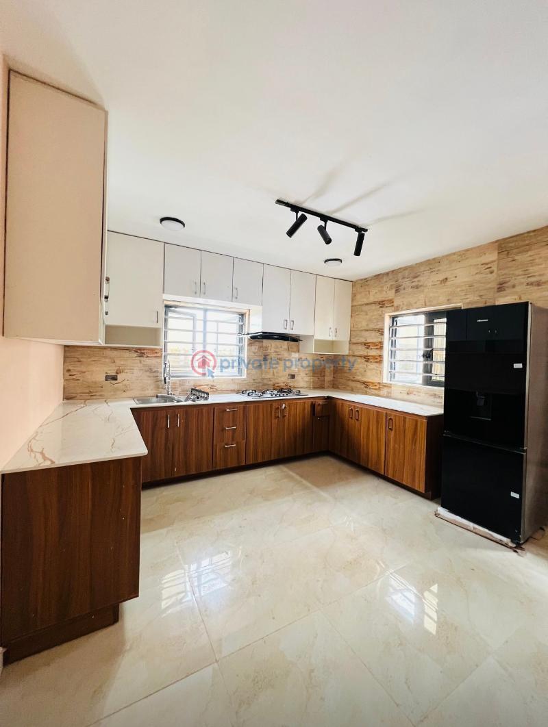 4 bedroom Semi detached Duplex For Sale Maryland Ikeja Lagos Mende Maryland Lagos - 28