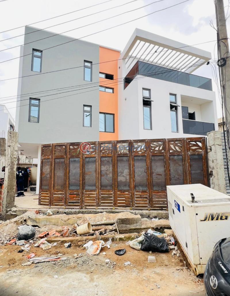 4 bedroom Semi detached Duplex For Sale Maryland Ikeja Lagos Mende Maryland Lagos - 17