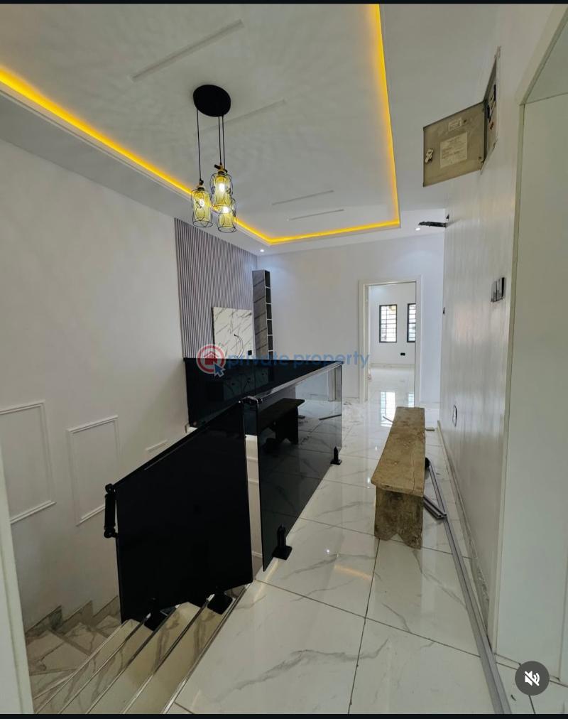 4 bedroom Semi detached Duplex For Sale Surulere Lagos Aguda Surulere Lagos - 5