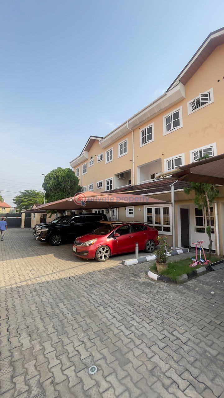 4 bedroom Terrace For Rent Oniru Victoria Island Lagos - 0