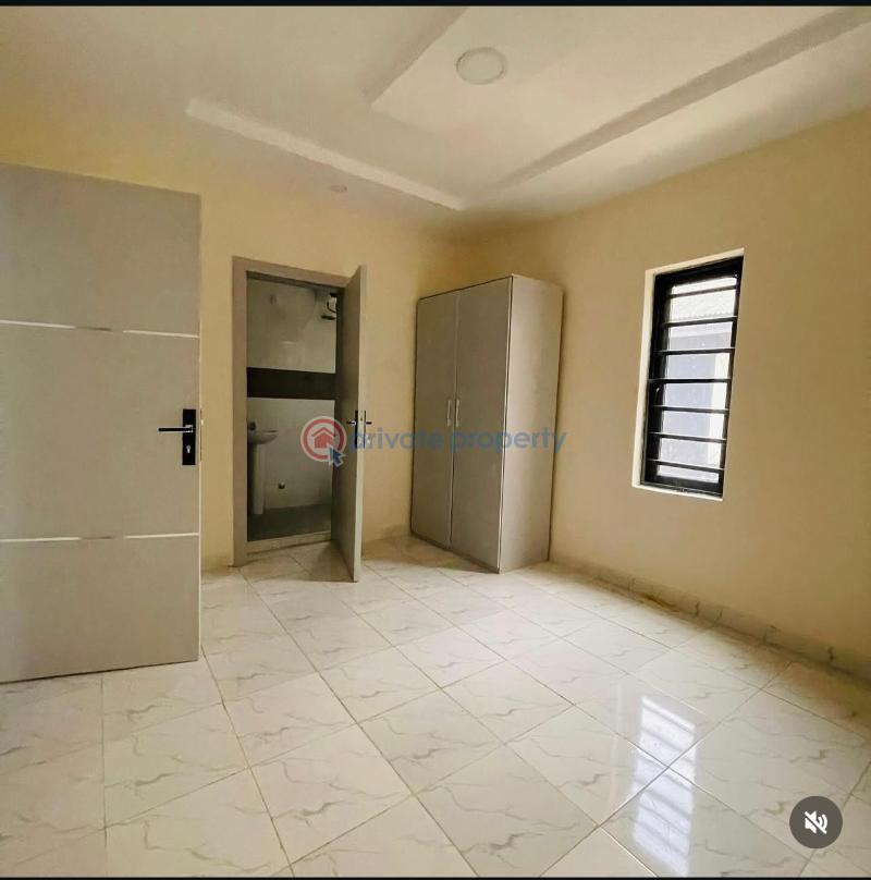 4 bedroom Detached Duplex For Sale Gra Phase 1 Ogudu GRA Lagos - 13