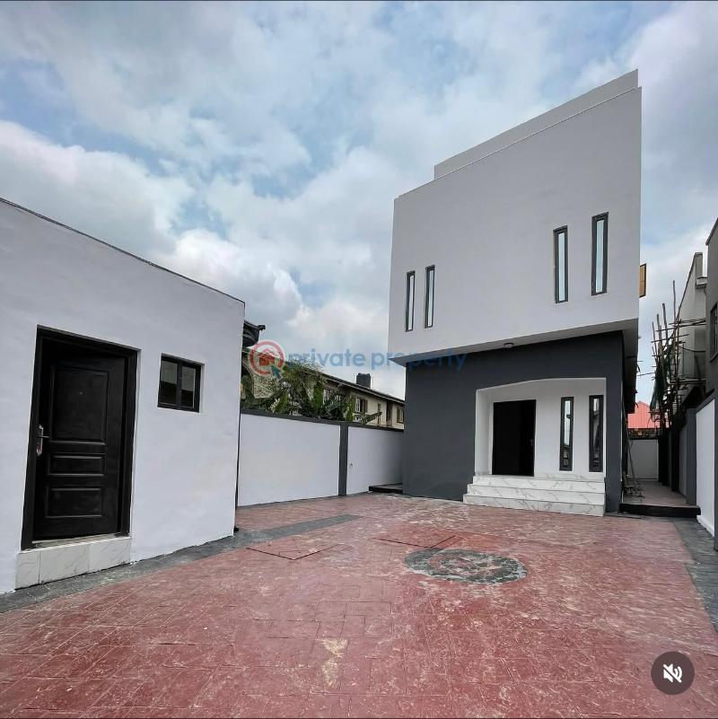 4 bedroom Detached Duplex For Sale Gra Phase 1 Ogudu GRA Lagos - 2