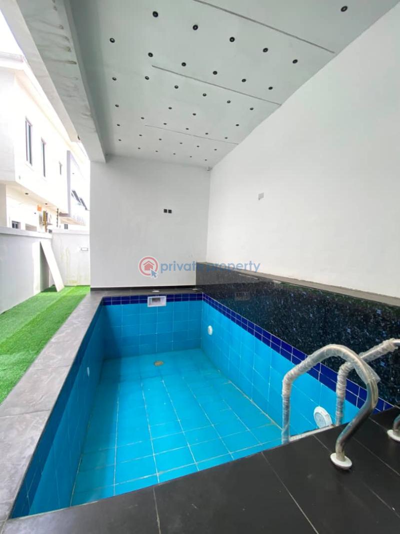 5 bedroom Detached Duplex For Sale Chevron Drive Lekki Lagos - 1