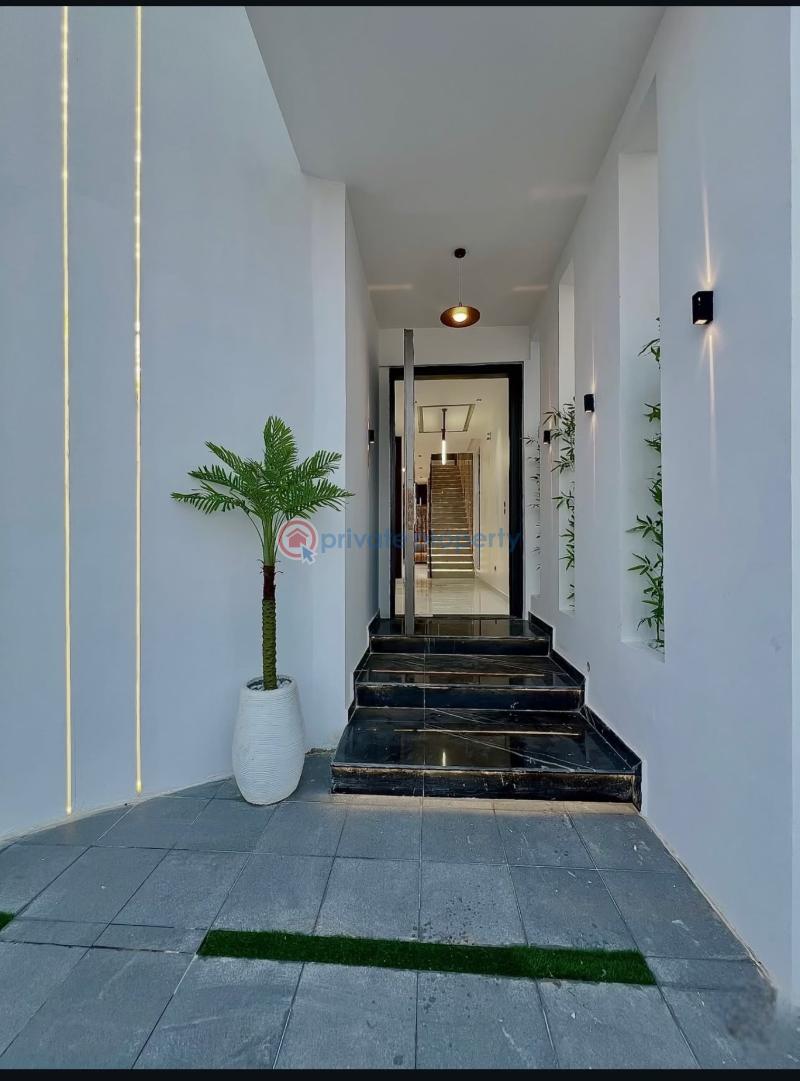 5 bedroom Detached Duplex For Sale Chevron Drive Lekki Lagos - 3