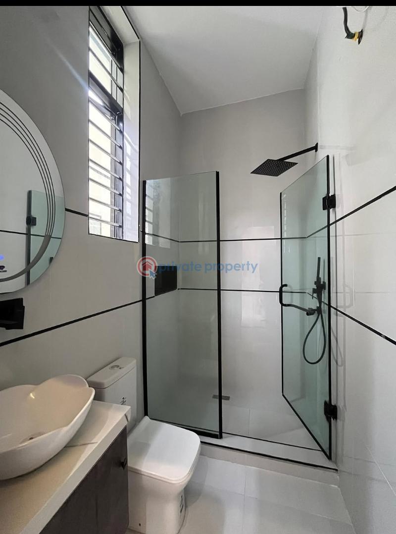 5 bedroom Detached Duplex For Sale Chevron Tollgate Lekki Chevron Drive Lekki Lagos - 13