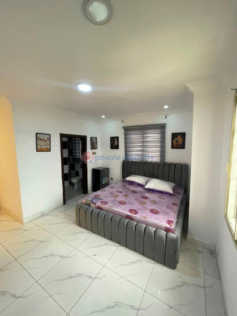 1 bedroom Block Of Flats For Rent Lekki Phase 2 Lagos - 1