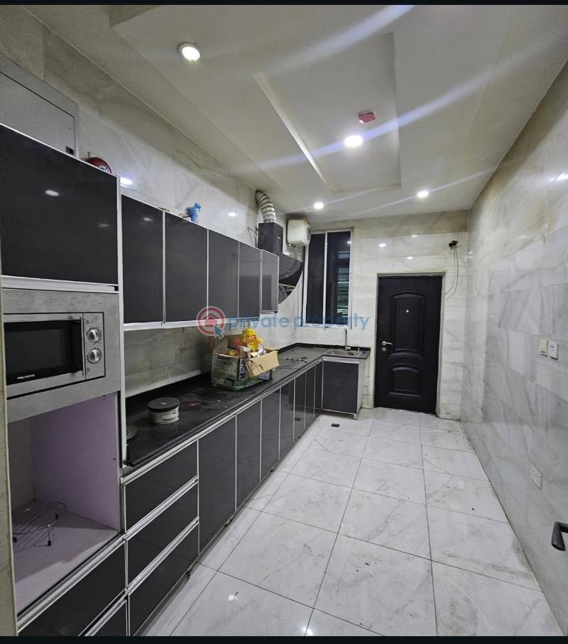 3 bedroom Block Of Flats For Sale Adeniyi Jones Ikeja Lagos - 4