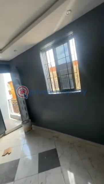 1 bedroom Mini Flat For Rent Off Oyadiran Sabo Sabo Yaba Lagos - 12
