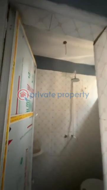 1 bedroom Mini Flat For Rent Off Oyadiran Sabo Sabo Yaba Lagos - 9