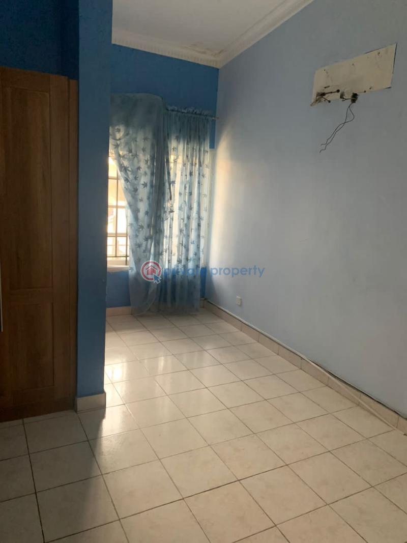 3 bedroom Flat & Apartment For Rent Alfred Garden Estate Oregun Ikeja Lagos - 2