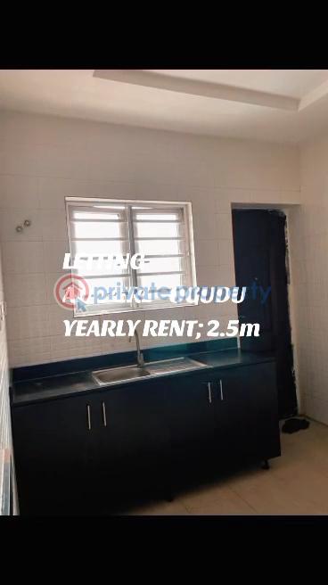 Nice and spacious two (2) bedrooms - 5 2 bedroom Block Of Flats For Rent Ogudu Orioke Ojota Lagos - 5
