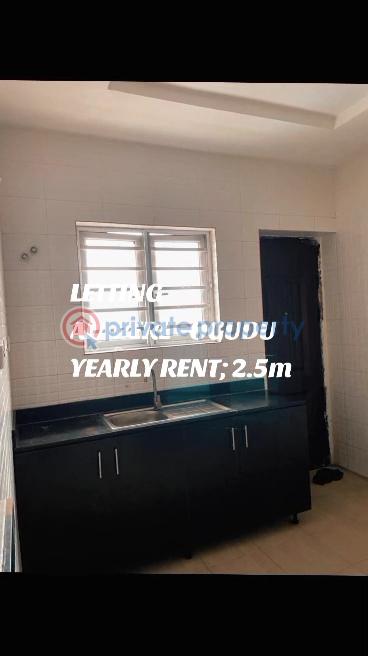 Nice and spacious two (2) bedrooms - 7 2 bedroom Block Of Flats For Rent Ogudu Orioke Ojota Lagos - 7