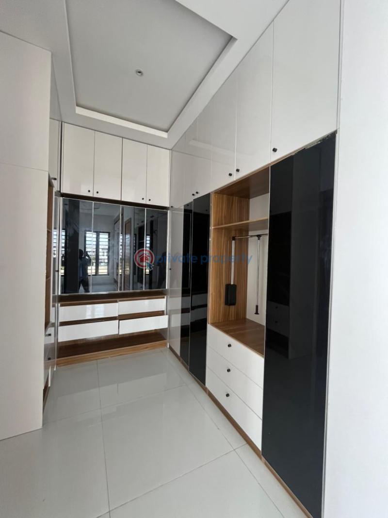 Nice 5 bedroom fully detached duplex - 3 5 bedroom Detached Duplex For Sale Lekki County Estate Ikota Lekki Lagos - 3