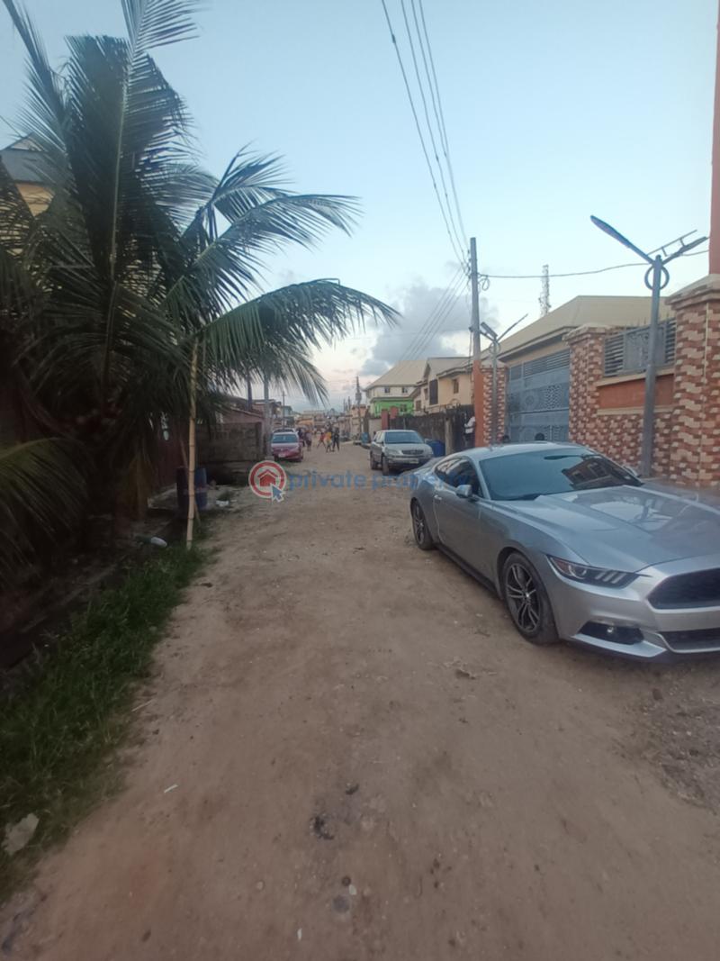 Nice building on a full plot of land - 0 House For Sale Ago Palace Isolo Lagos - 0