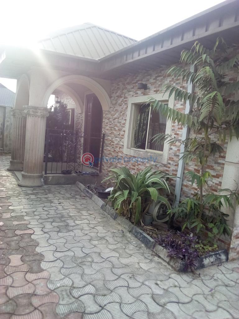 For sale 3 bedroom Bungalow Abraham Adesanya Estate Abraham Adesanya