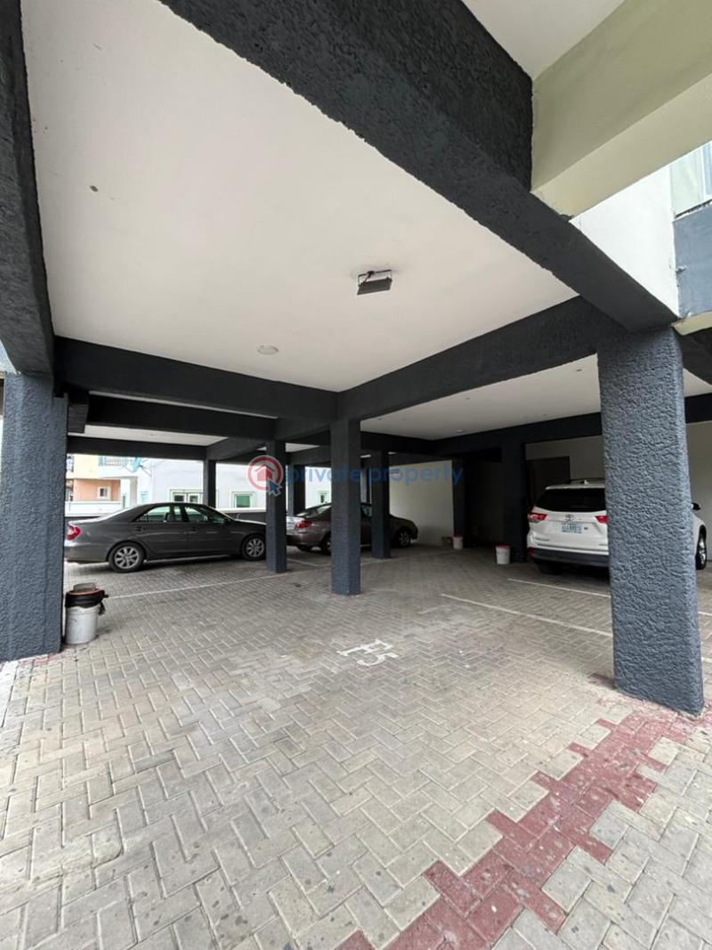 Nice fantastic 3bedroom flat apartment in good area - 7 3 bedroom Block Of Flats For Sale Osapa London Lekki Lagos - 7