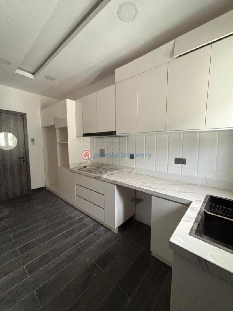 Nice fantastic 3bedroom flat apartment in good area - 6 3 bedroom Block Of Flats For Sale Osapa London Lekki Lagos - 6