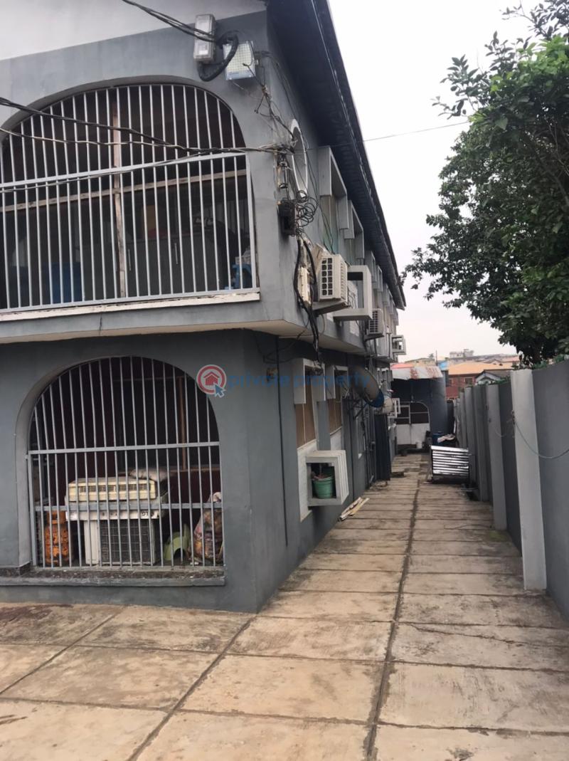 10 bedroom Block Of Flats For Sale College Road Ogba Ifako-ogba Lagos - 0