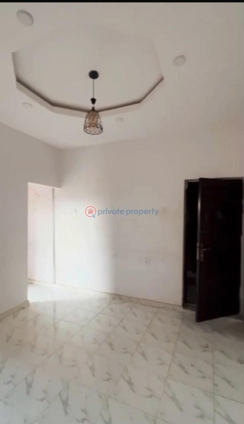 Mini Flat For Rent Pedro Road Shomolu Lagos