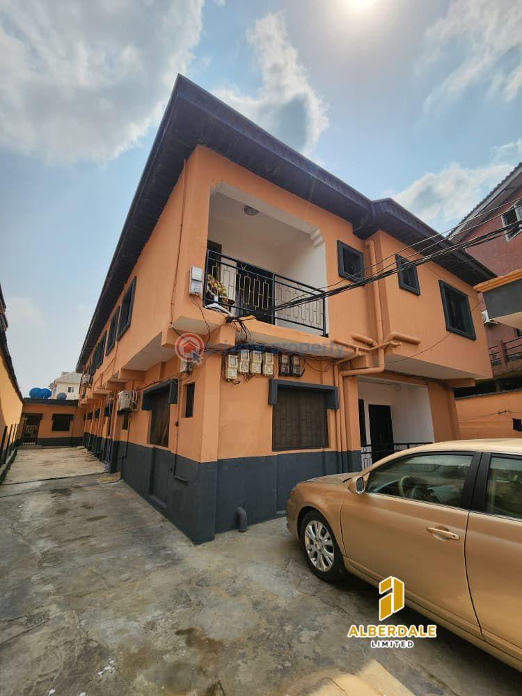 1 bedroom Mini Flat For Rent Surulere Lagos - 0
