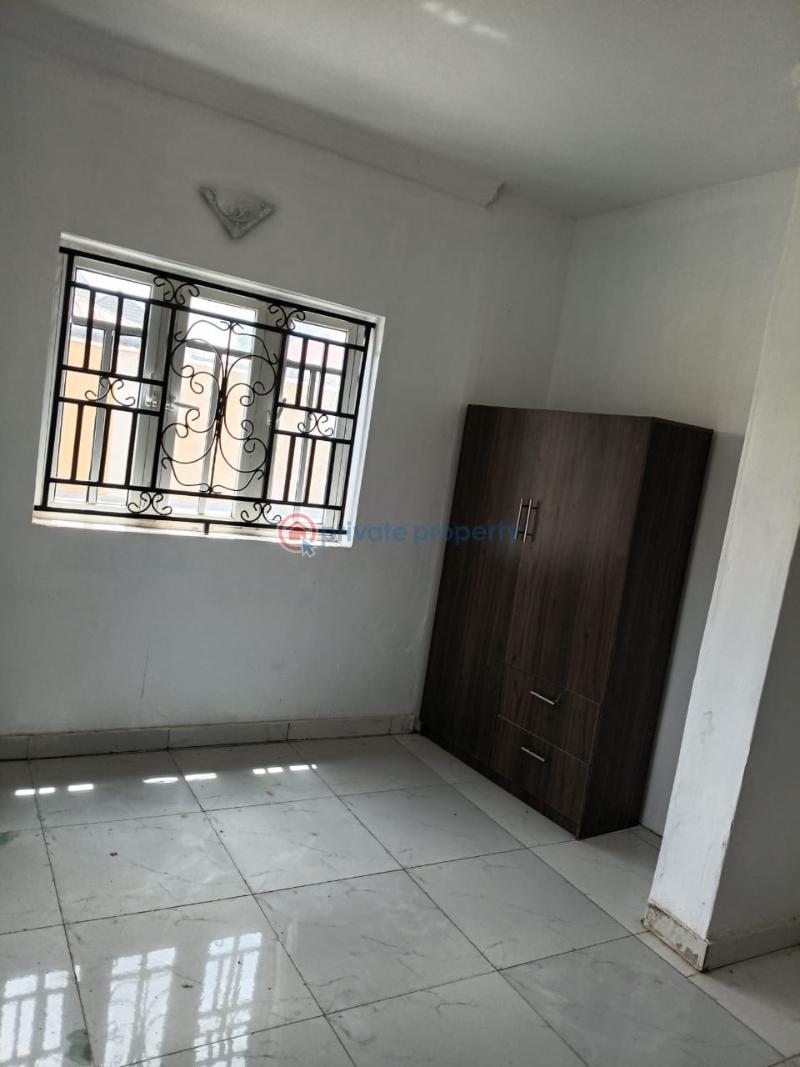 3 bedroom Block Of Flats For Rent Mongana Off Liberty Road Akala Express Ibadan Oyo - 4