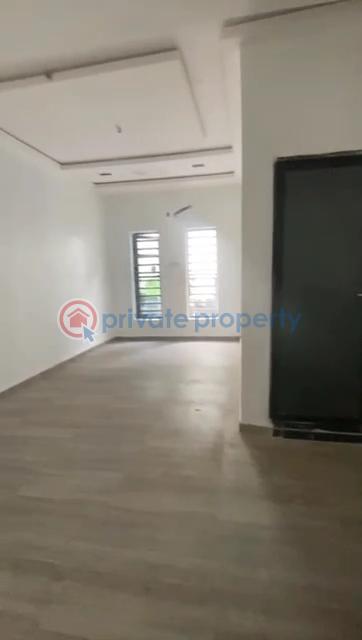 Nice newly built of three(3) bedrooms flat - 13 3 bedroom Block Of Flats For Rent Fadeyi Waec Yaba Jibowu Yaba Lagos - 13