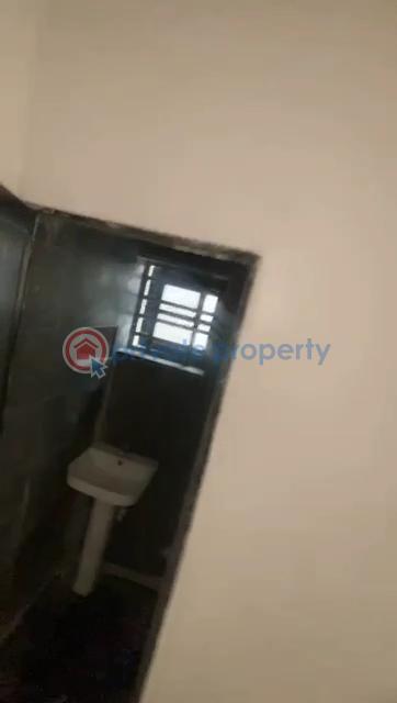 Nice newly built of three(3) bedrooms flat - 4 3 bedroom Block Of Flats For Rent Fadeyi Waec Yaba Jibowu Yaba Lagos - 4