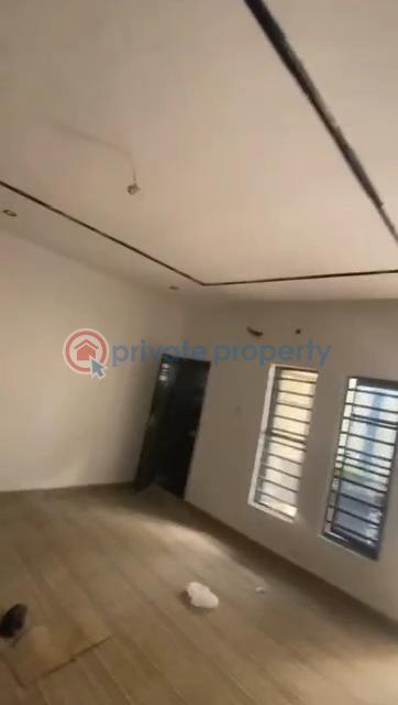 Nice newly built of three(3) bedrooms flat - 15 3 bedroom Block Of Flats For Rent Fadeyi Waec Yaba Jibowu Yaba Lagos - 15