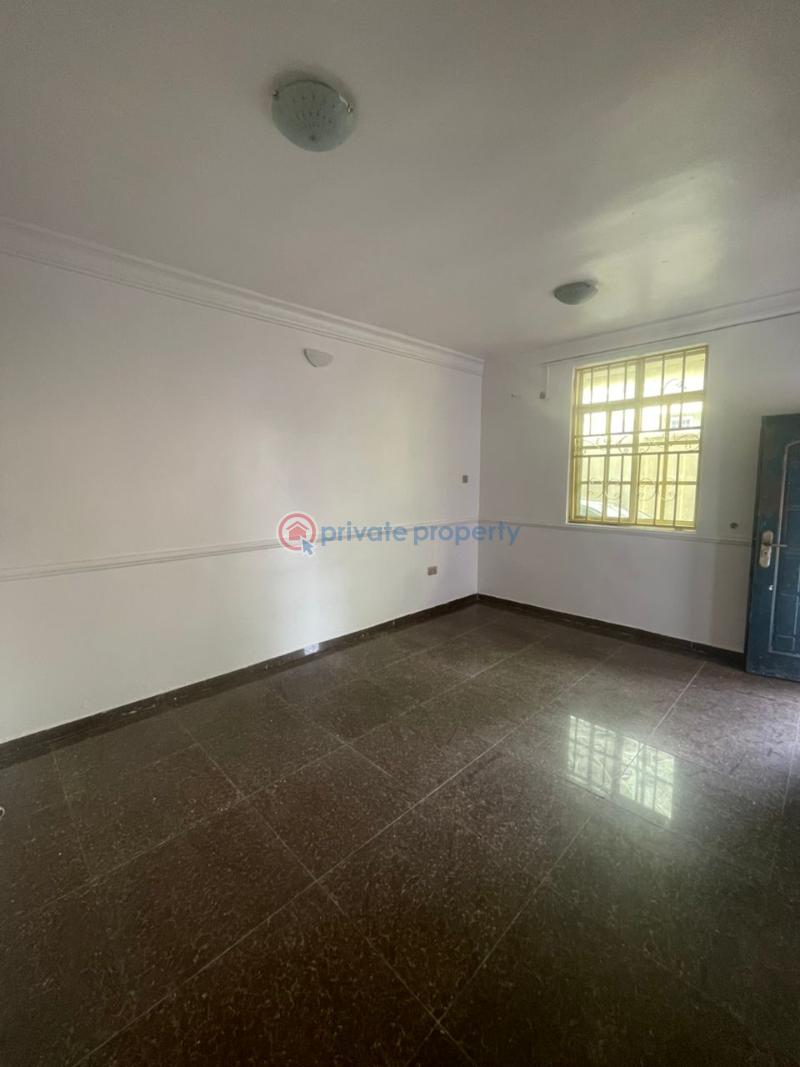 1 bedroom Mini Flat For Rent Opposite Shoprite Jakande Lekki Lagos - 3