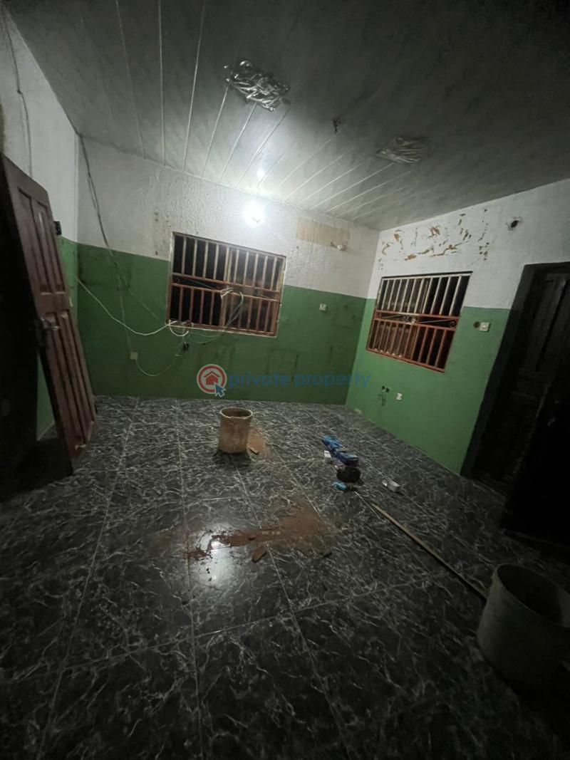 1 bedroom Mini Flat For Sale Ojodu Lagos - 2