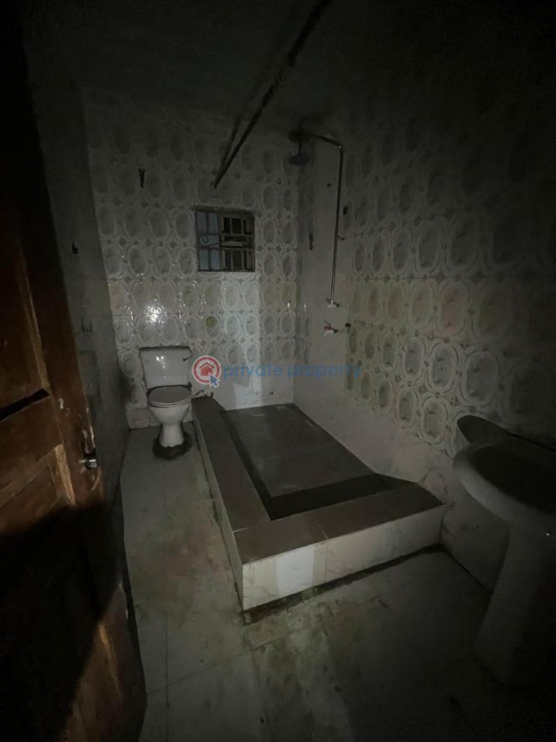1 bedroom Mini Flat For Sale Ojodu Lagos - 3