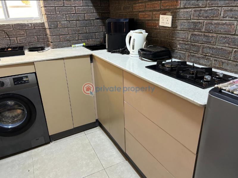 1 bedroom Mini Flat Short let Surulere Lagos - 8