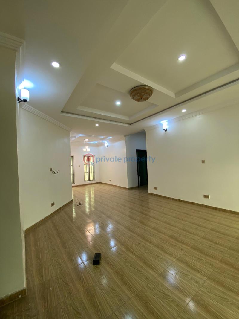 House For Rent Rach Street Kolapo Ishola Gra. Akobo Ibadan Oyo - 1