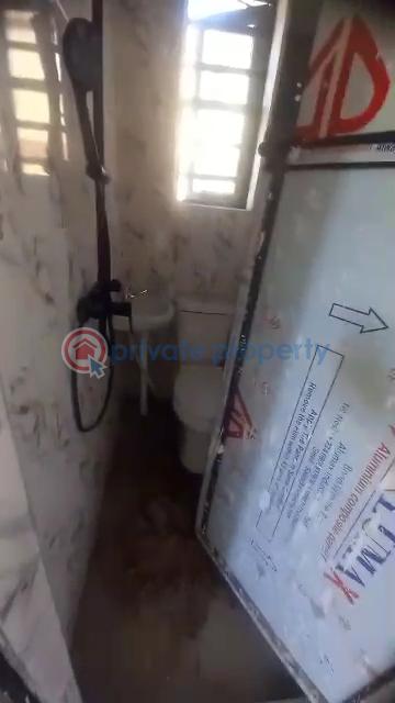 1 bedroom Self Contain For Rent Akoka Yaba Lagos - 6