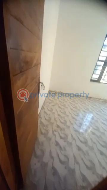1 bedroom Self Contain For Rent Akoka Yaba Lagos - 2