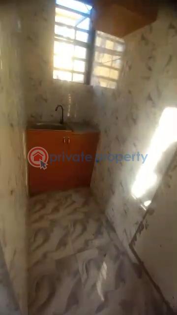 1 bedroom Self Contain For Rent Akoka Yaba Lagos - 5