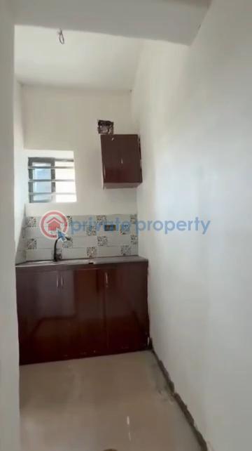 1 bedroom Self Contain For Rent Off Bajulaiye Road Shomolu Onipanu Shomolu Lagos - 4