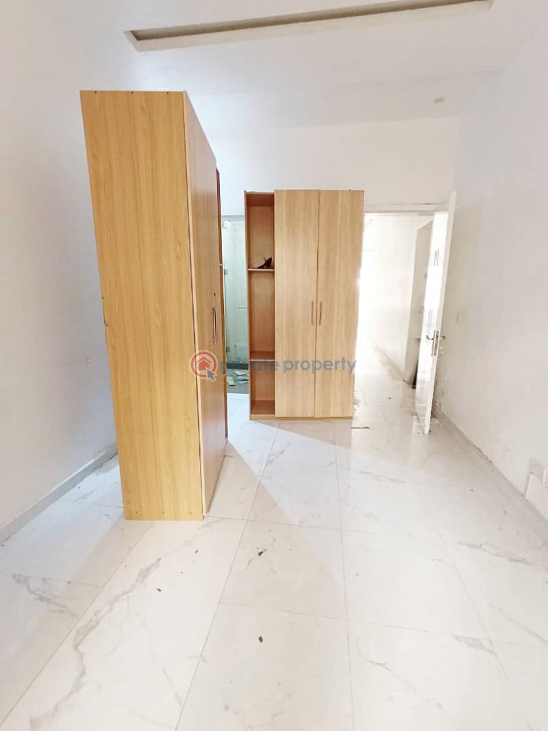 Nice spacious 2-bedroom apartment for sale - 6 2 bedroom Flat & Apartment For Sale Lekki Phase 1 Lagos - 6