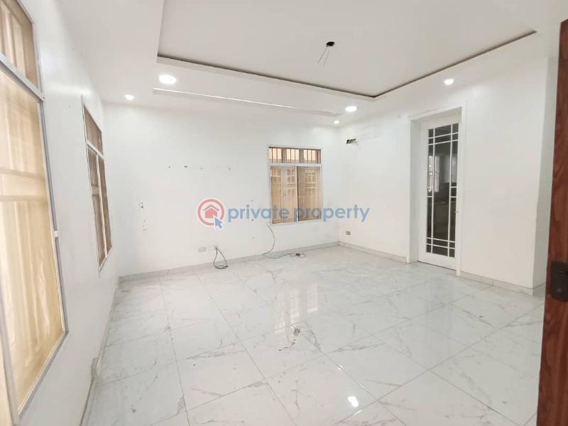 Nice spacious 2-bedroom apartment for sale - 4 2 bedroom Flat & Apartment For Sale Lekki Phase 1 Lagos - 4